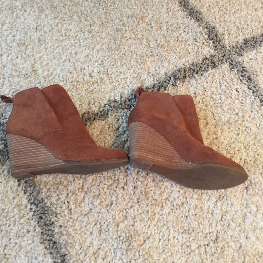 Lucky Brand booties